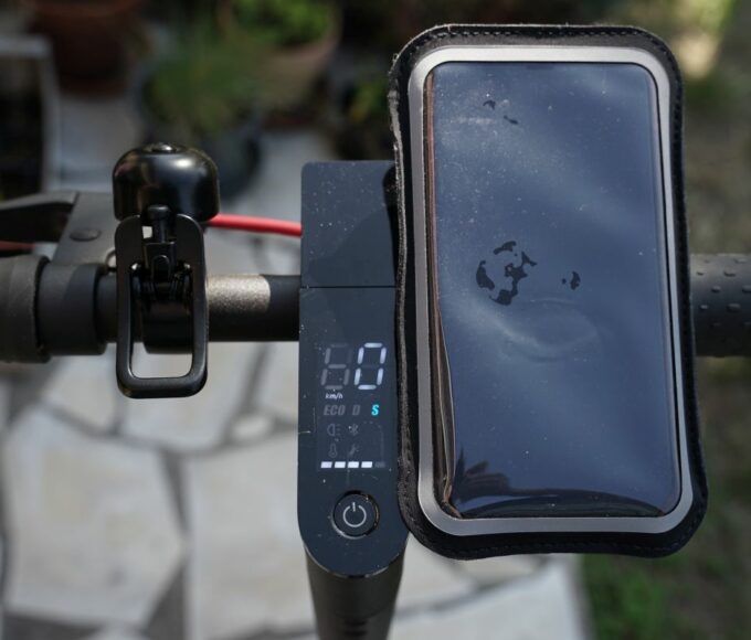 support magnétique smartphone shapeheart