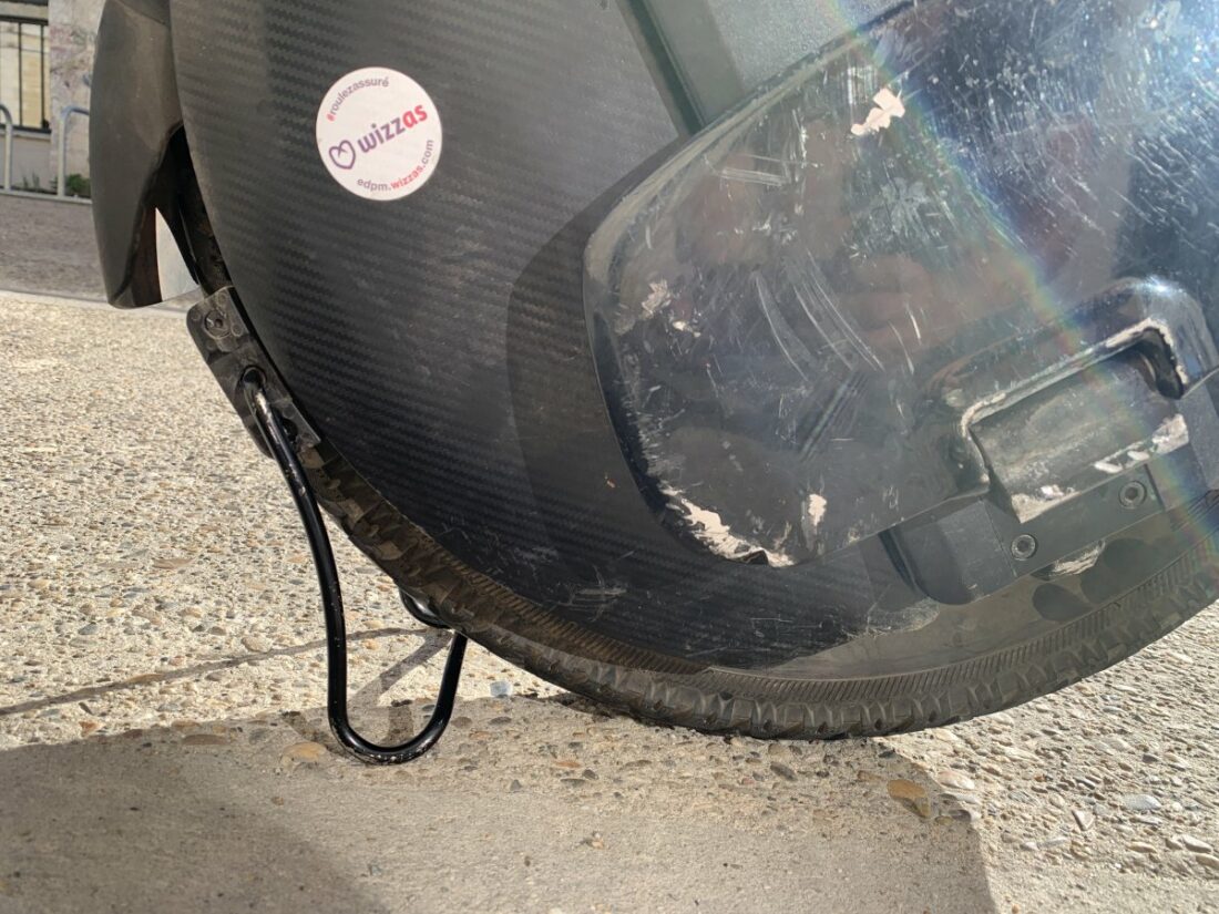 Inmotion V11 béquille